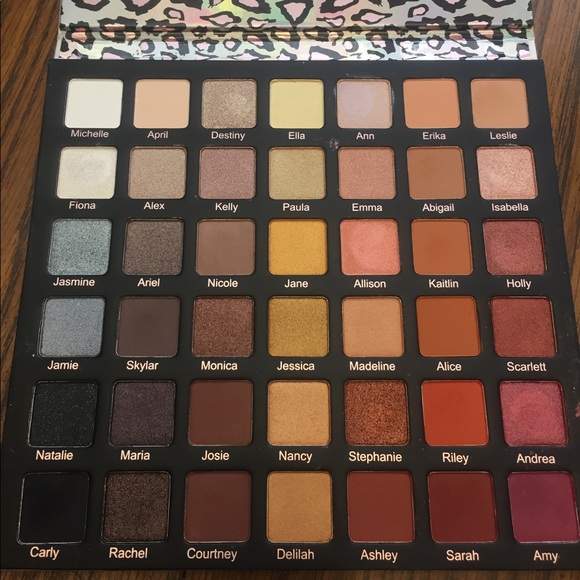 Violet Voss Ride or Die palette - Picture 2 of 3
